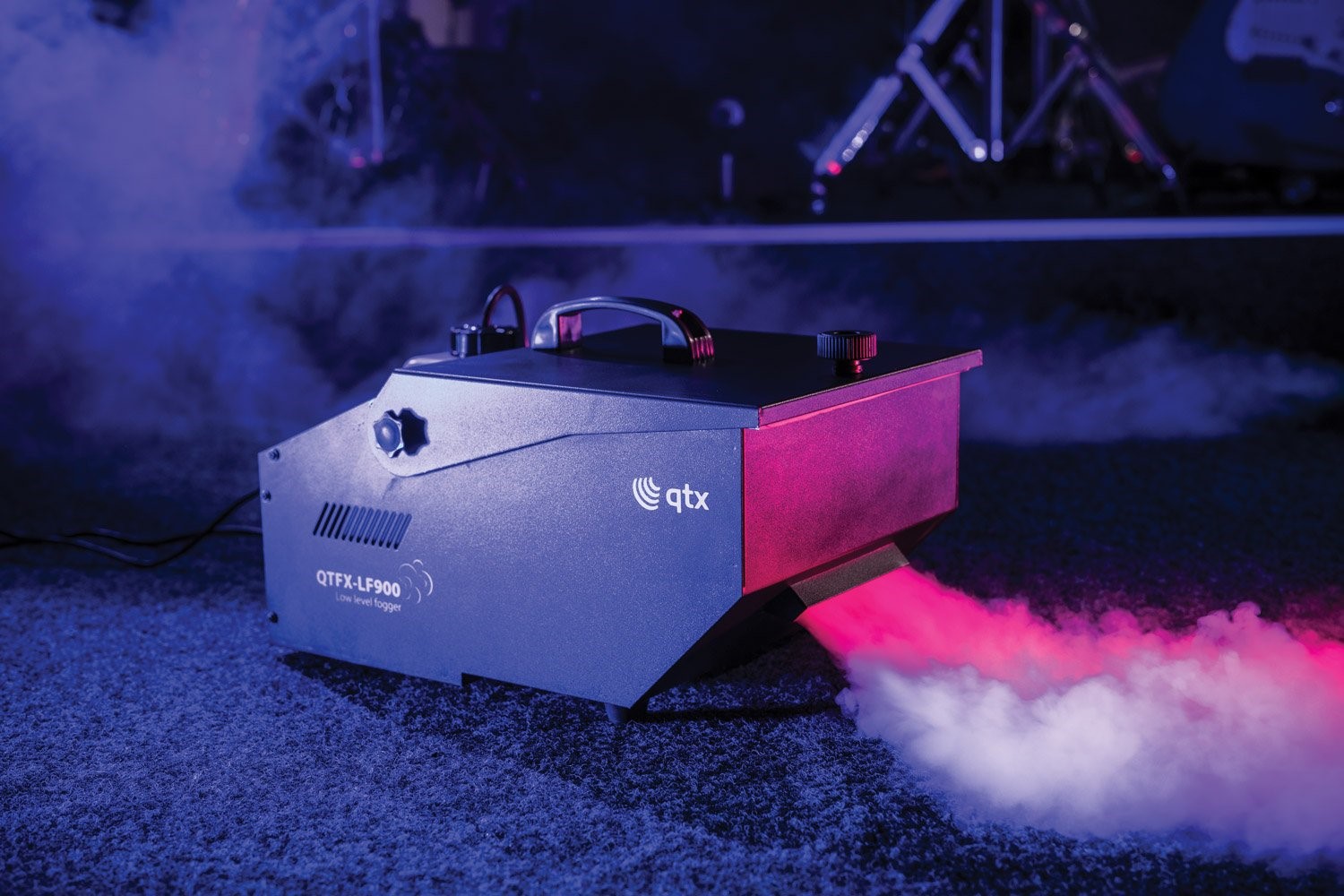 Low fog/smoke machine